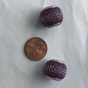 Brighton large Cupid kiss beads